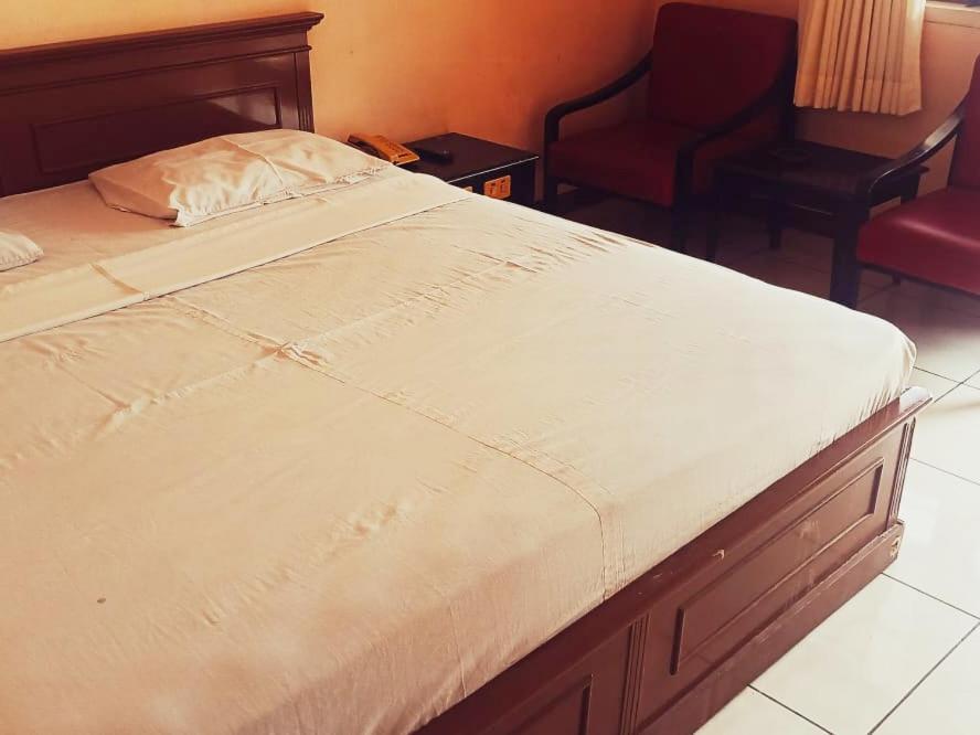 Hotel Wijaya Purwokerto Eksteriør bilde