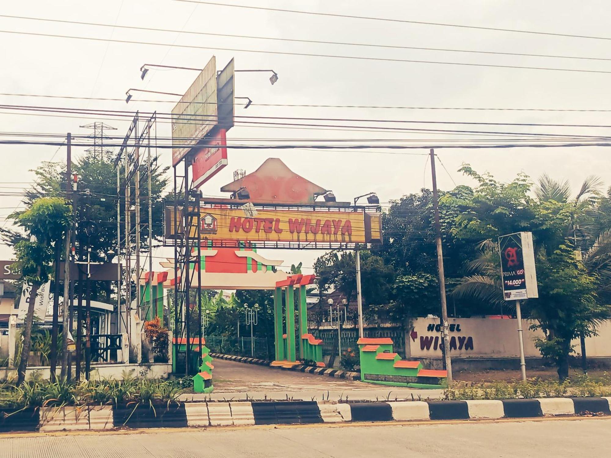 Hotel Wijaya Purwokerto Eksteriør bilde